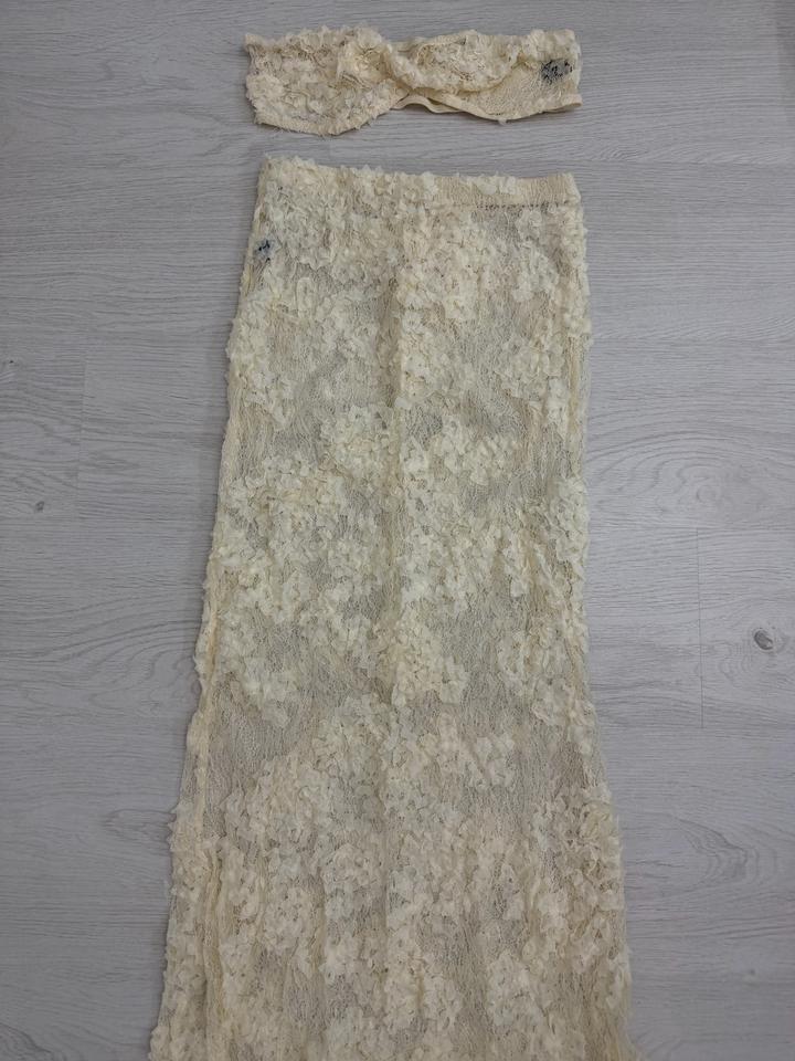 Кружевной костюм топ и юбка