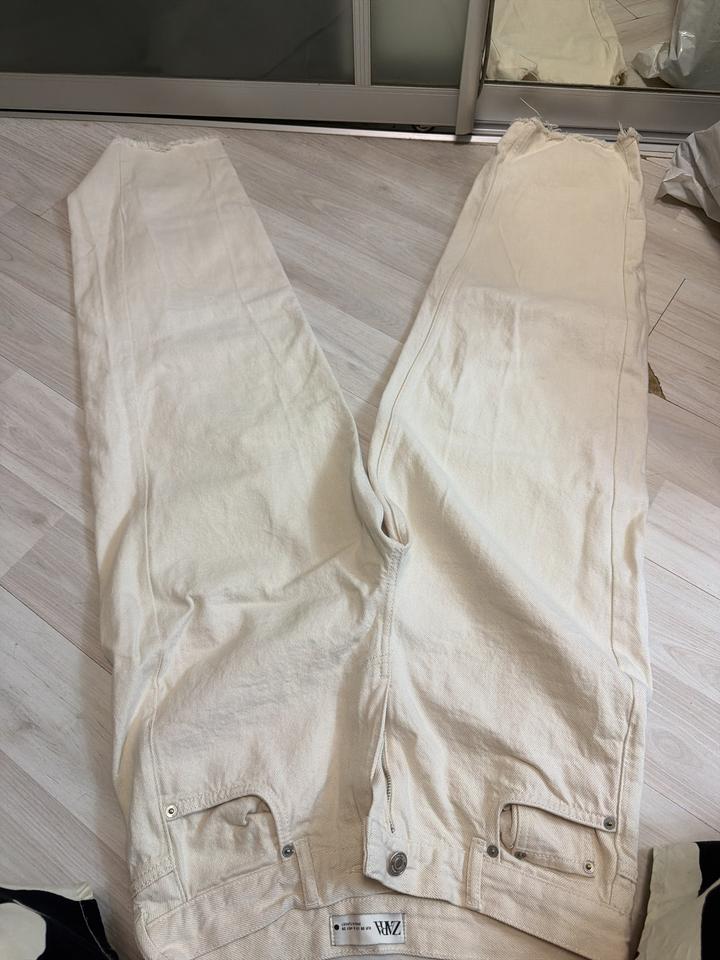 Джинсы ZARA