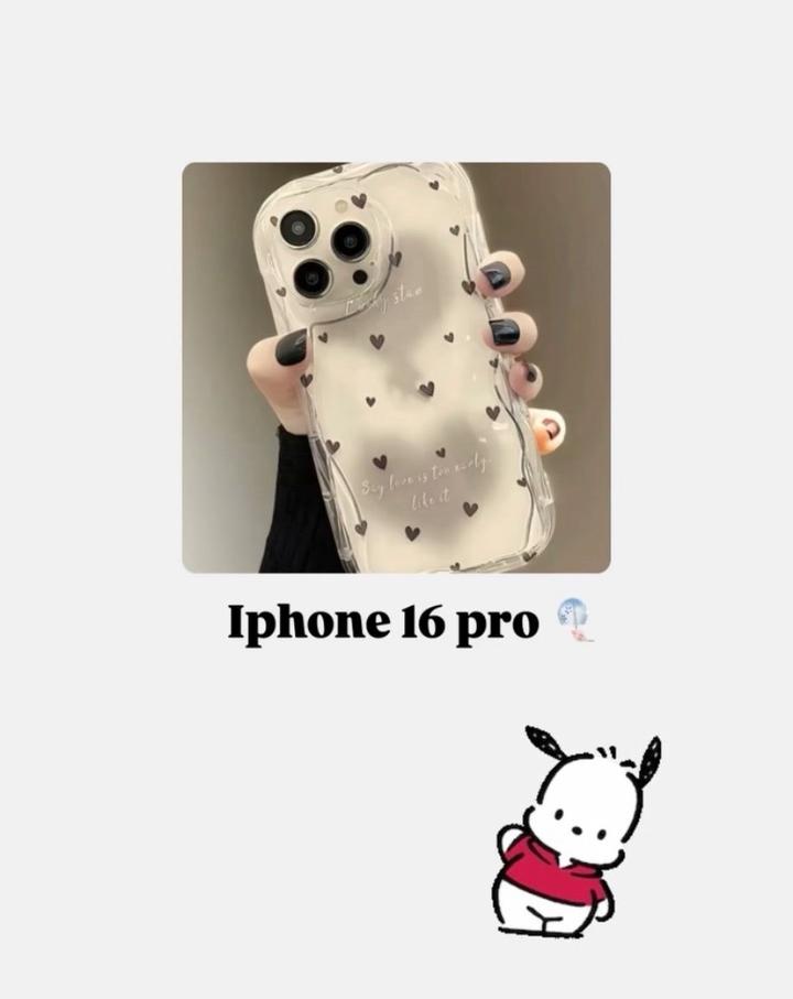 Чехол для iPhone 16 Pro с сердечками и бантами