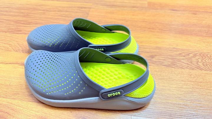 Crocs