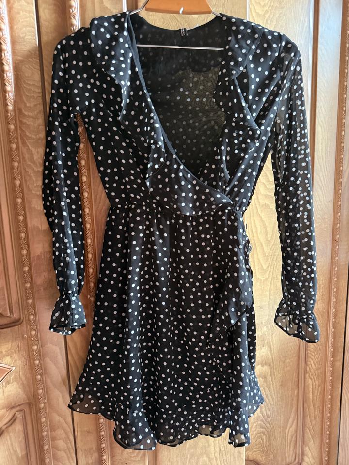 H&M Черное платье в горошек