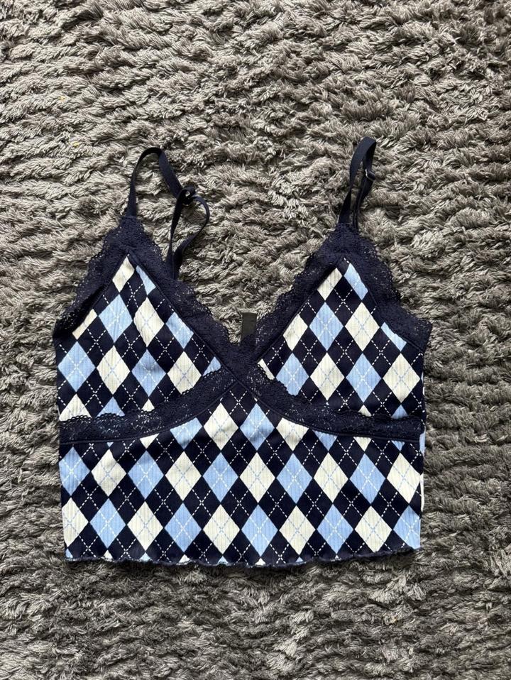 H&M