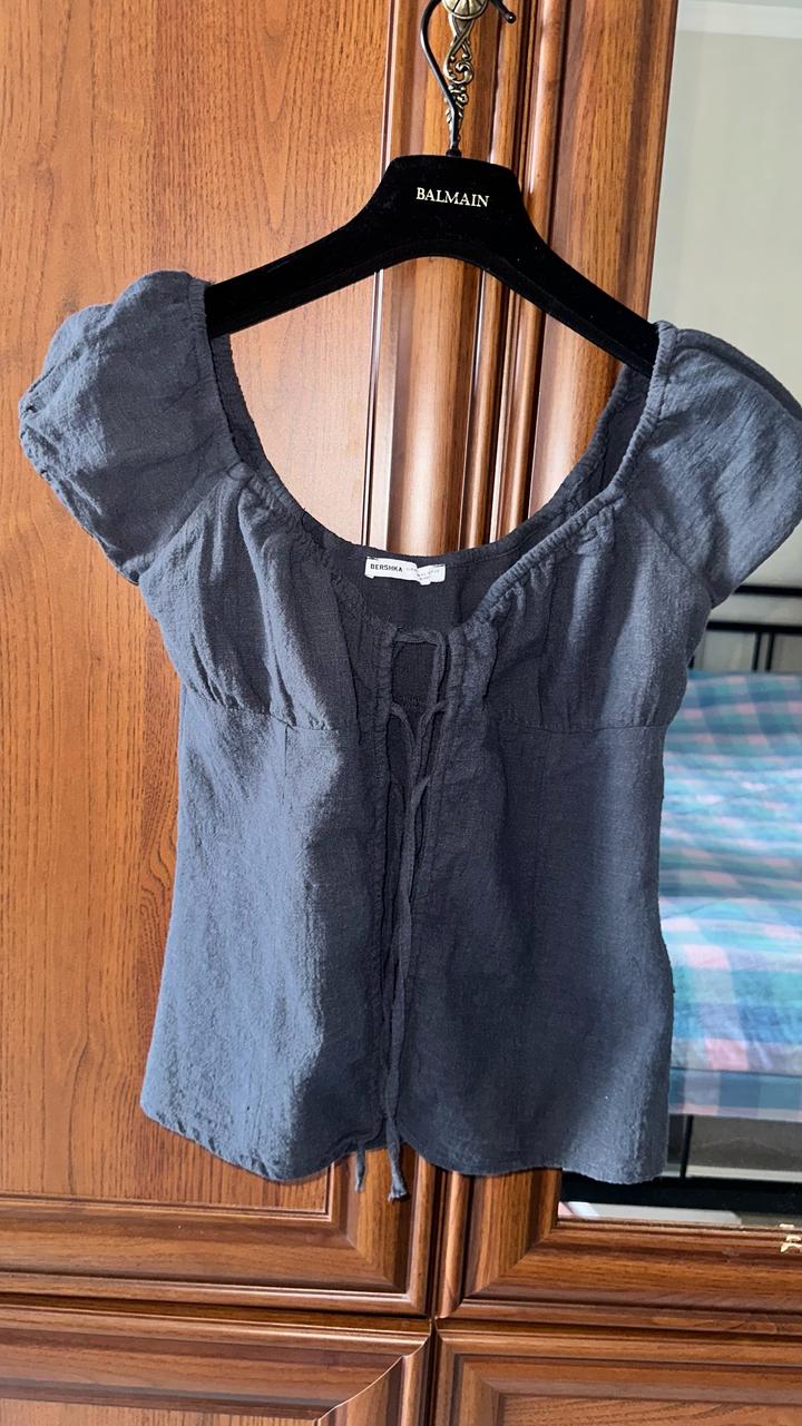 Блузка Bershka с коротким рукавом