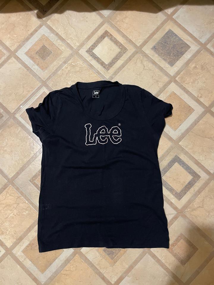 Lee