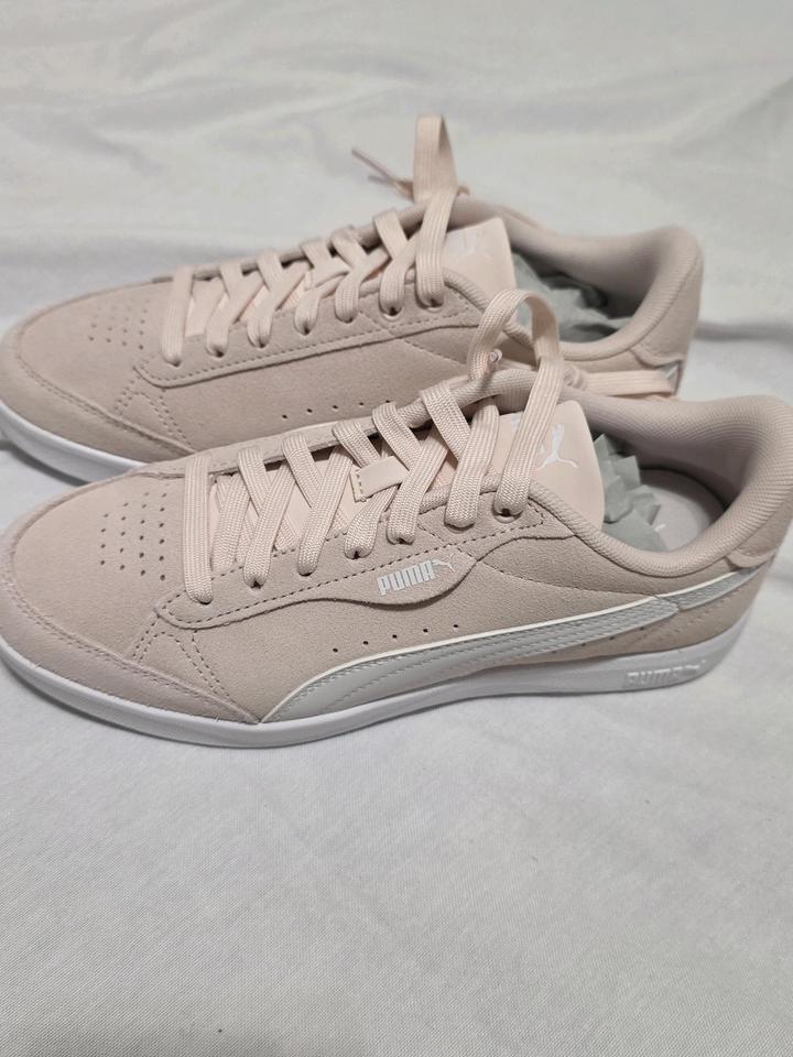 Женские кроссовки Puma