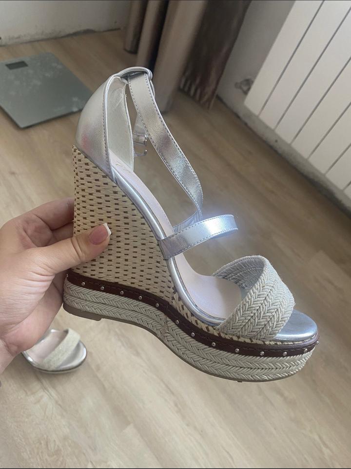 Босоножки на танкетке Giuseppe Zanotti