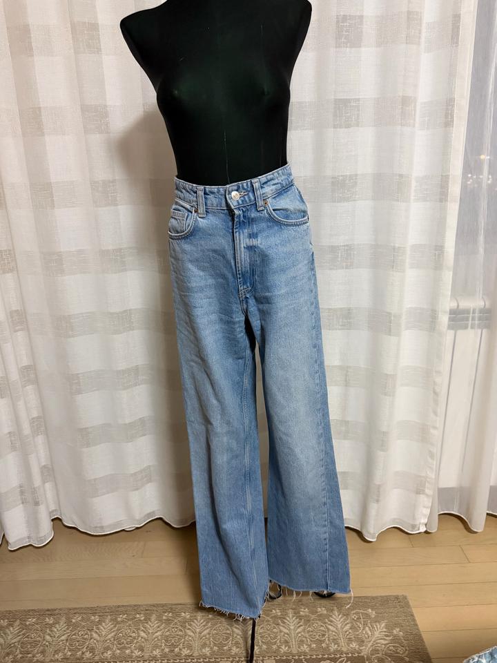 Джинсы широкие с высокой посадкой Zara