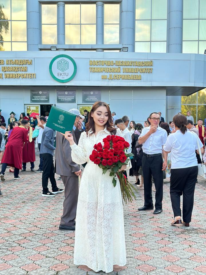 Кружевное двойка с брюками и рубашкой