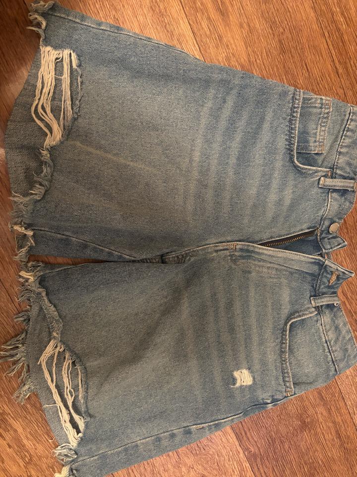 LC Waikiki