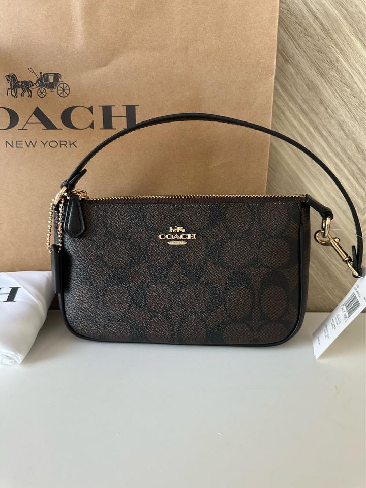 Сумка Coach Nolita 19