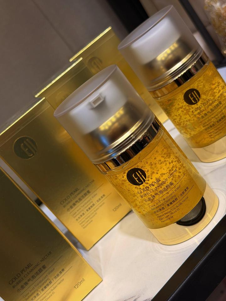 EJI Гель для умывания Gold Pearl Bubble Cleansing Nectar