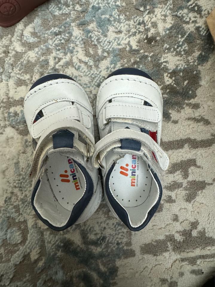 Сандали minican