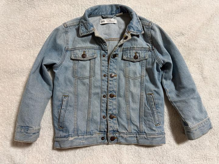 Джинсовая куртка ZARA для мальчика 4-5 лет