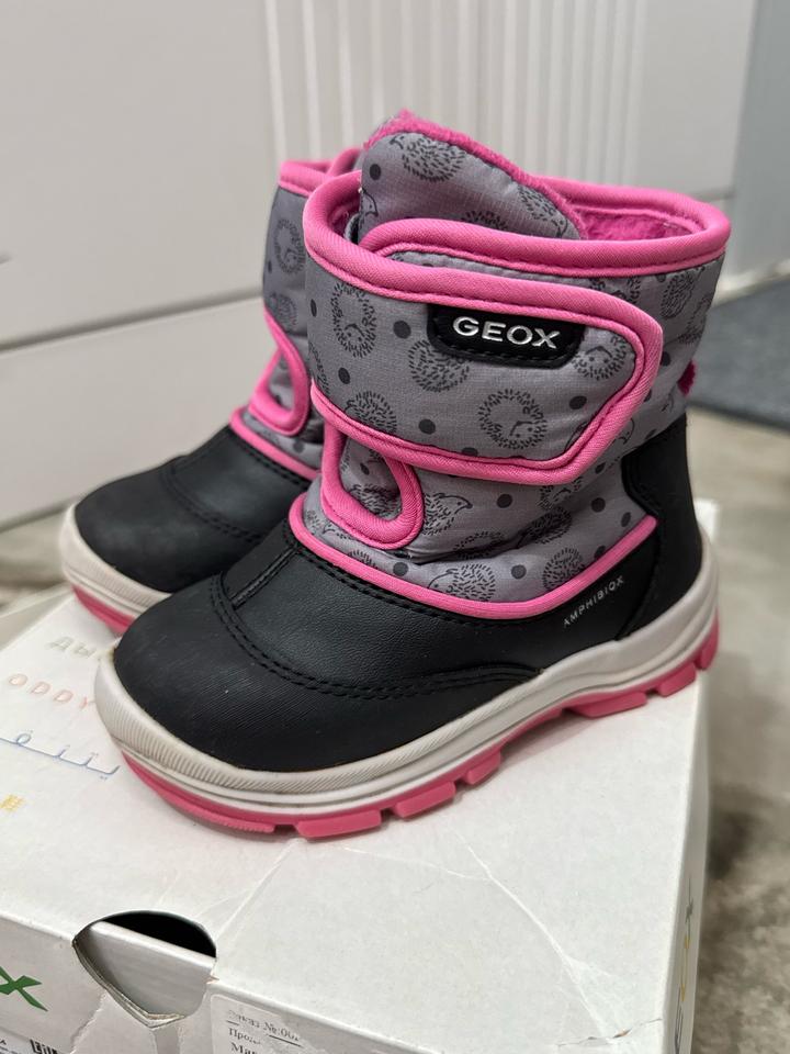 Ботинки зимние от Geox 23