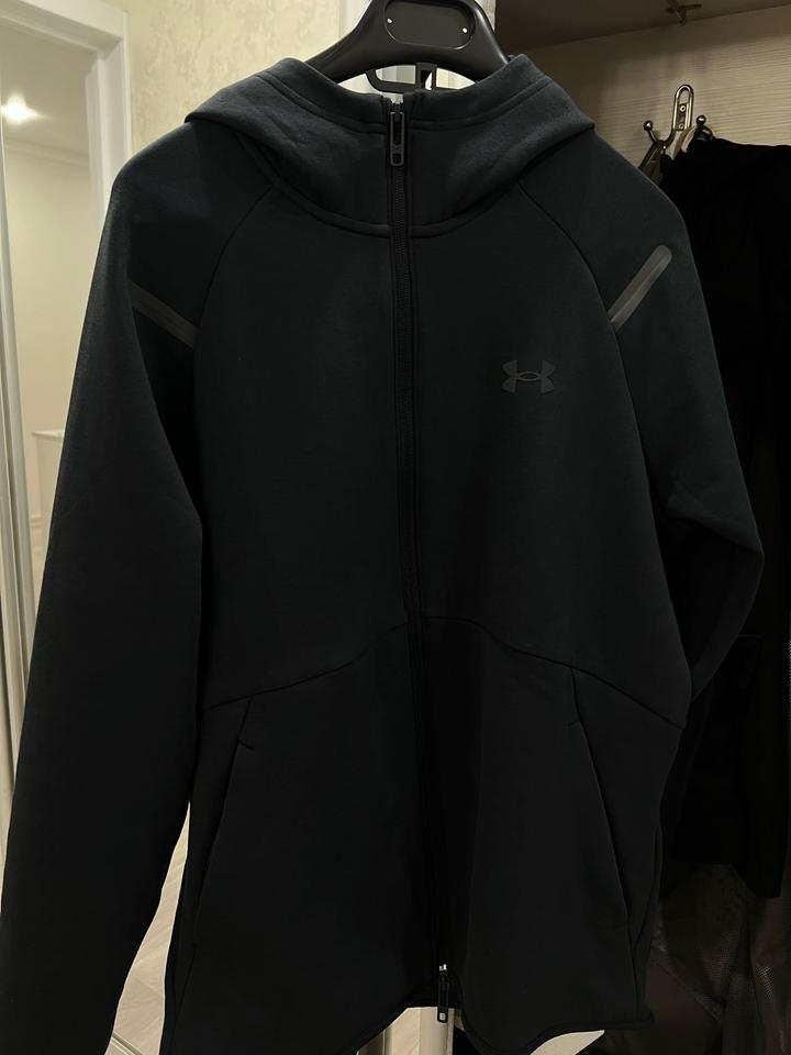 Толстовка Under Armour