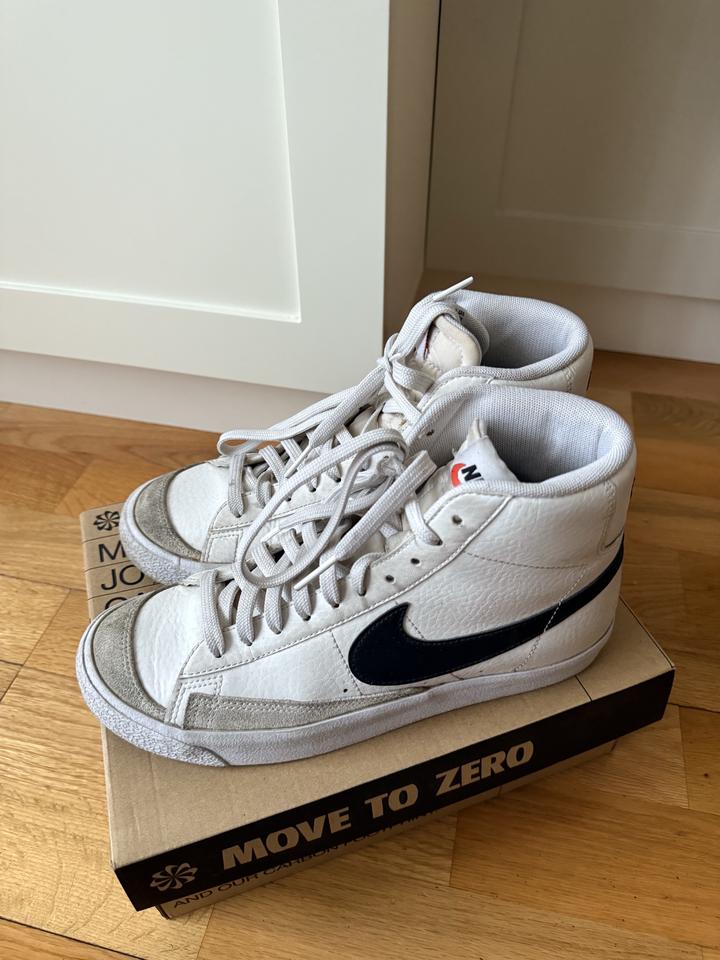 Nike