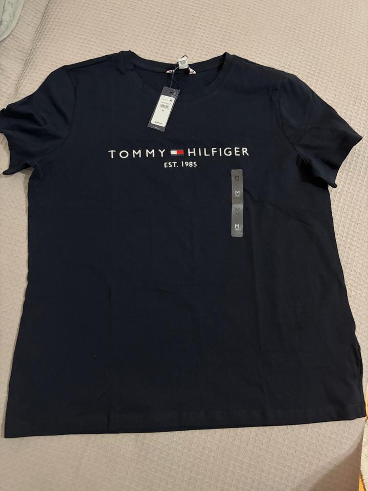 Tommy Hilfiger
