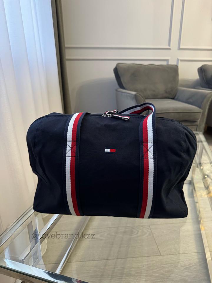 Новая сумка Tommy Hilfiger