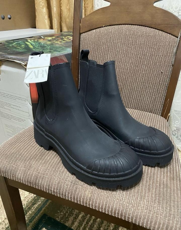 Резиновые ботинки ZARA