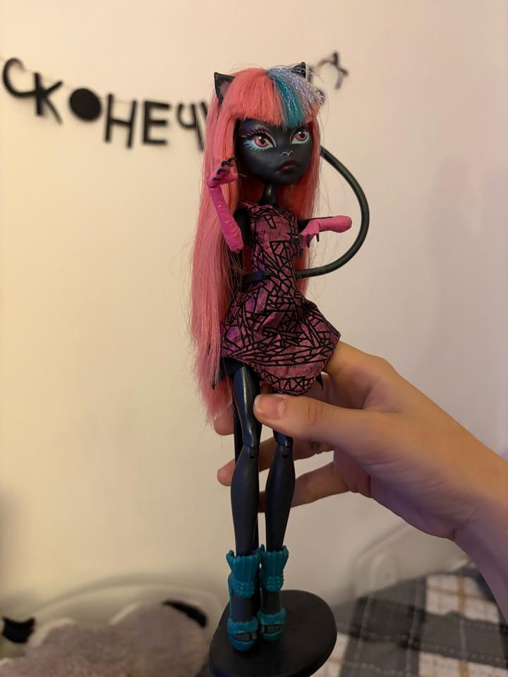 Mattel Кукла Кэтти Нуар