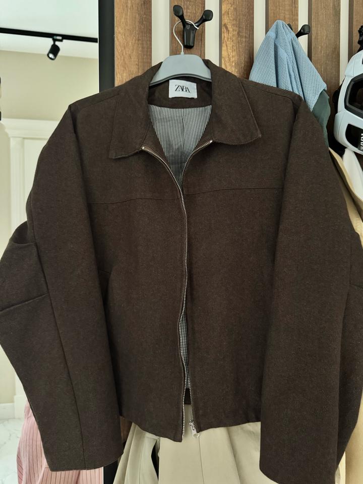 Бомбер Zara