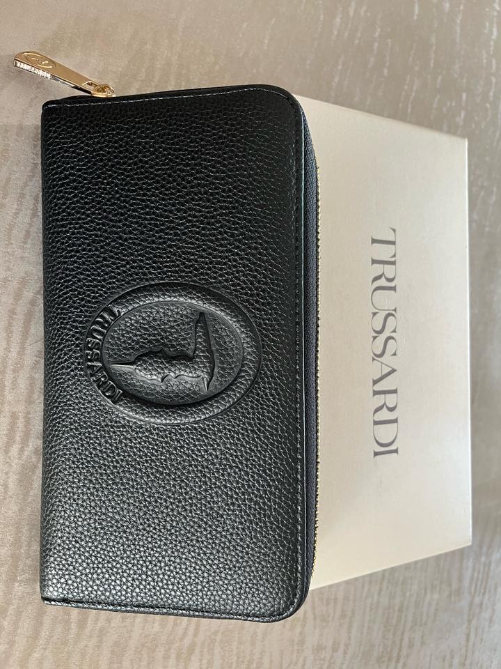 Trussardi