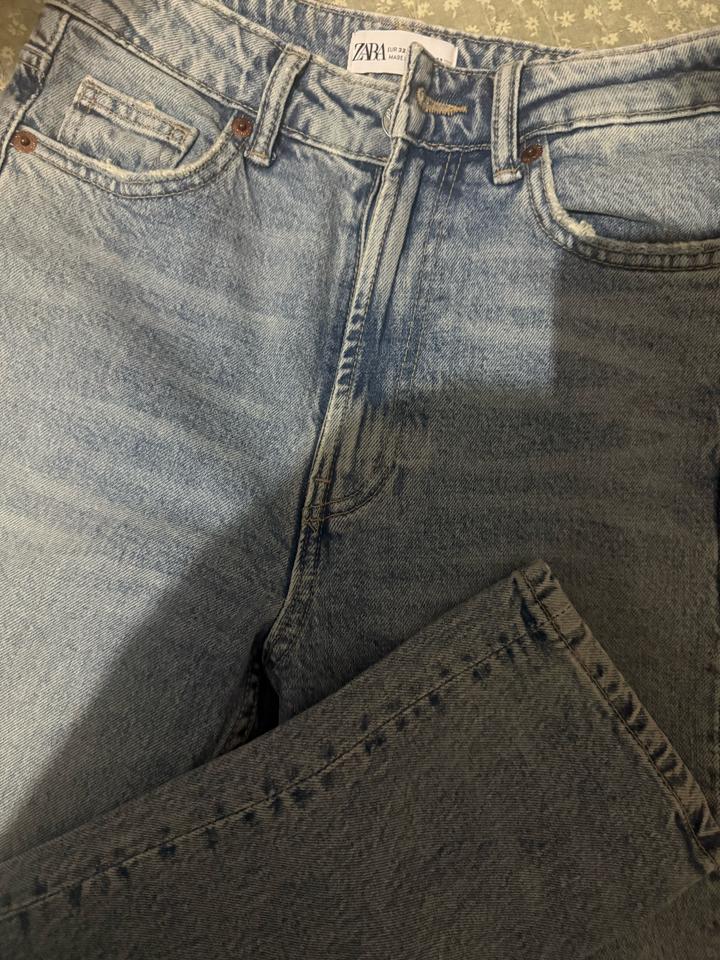Джинсы ZARA