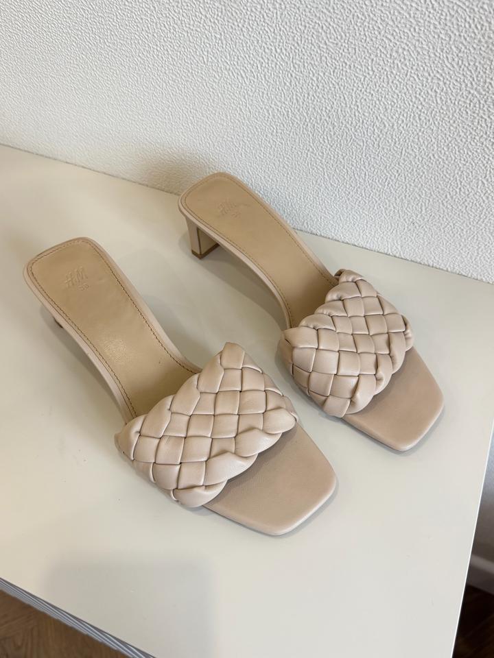 H&M