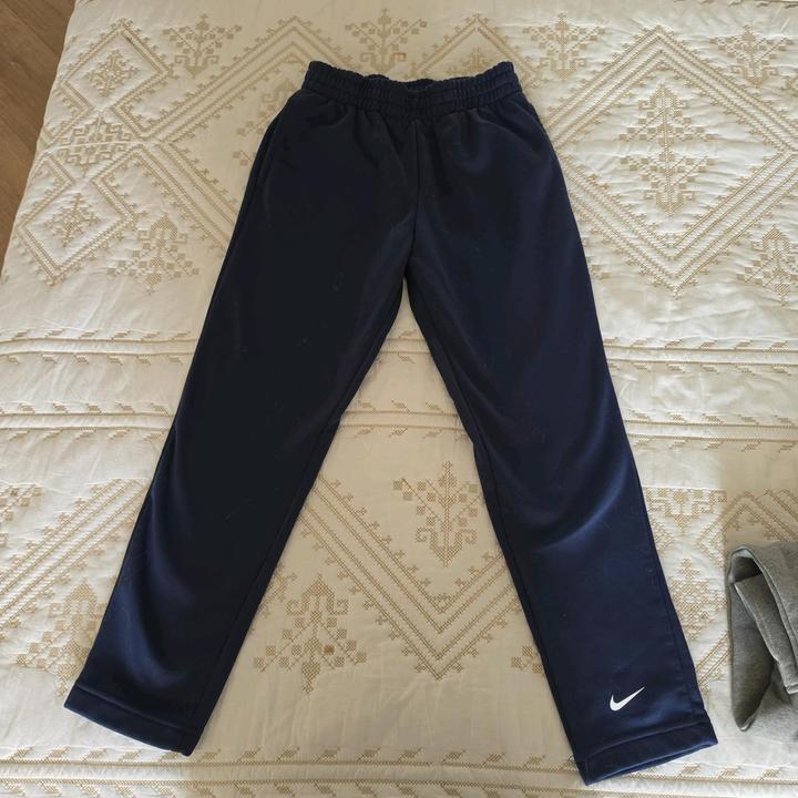 Спортивные брюки Nike Therma-FIT, paзмep M