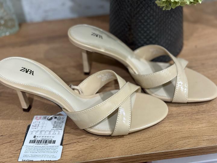 Мюли Zara