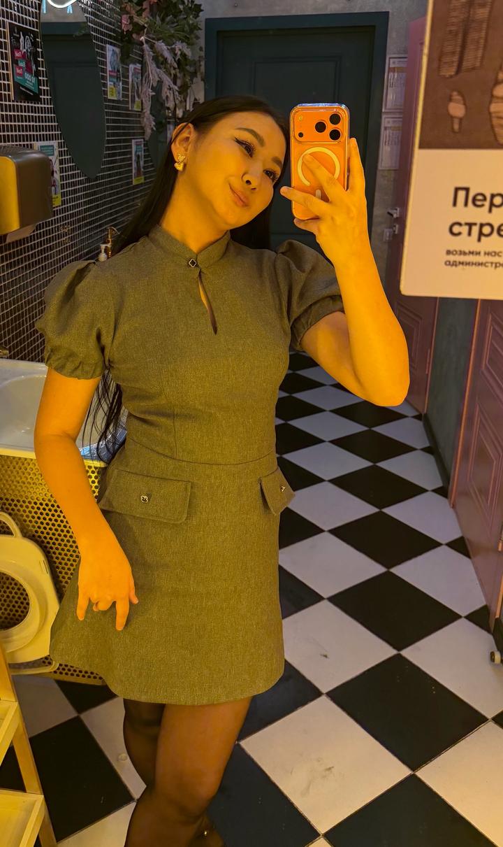Платье мини приталенное