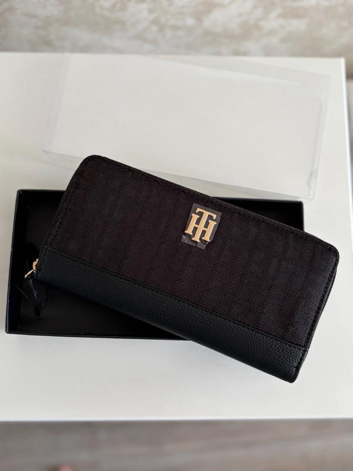 Фирменный кошелек Tommy Hilfiger (оригинал, в коробке)