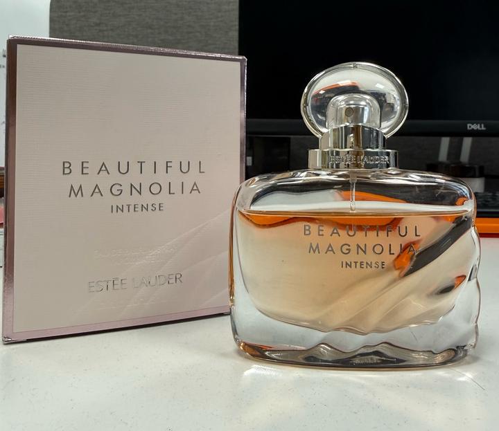 Estée Lauder Парфюмерная вода Estee Lauder Beautiful Magnolia Intense