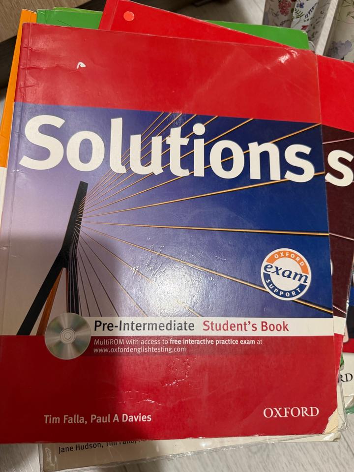 Solutions Pre Intermediate
