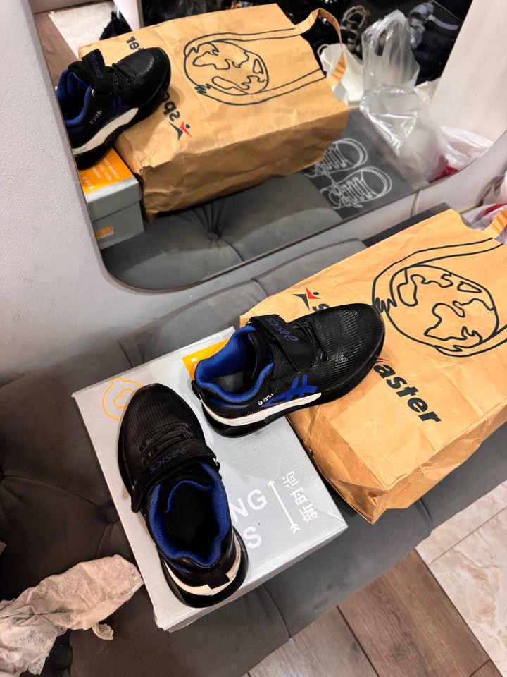 ASICS