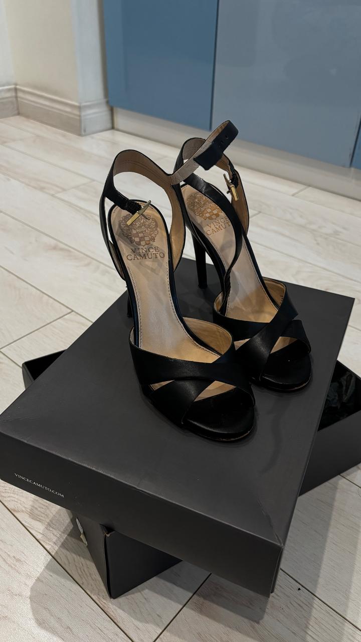 Vince Camuto