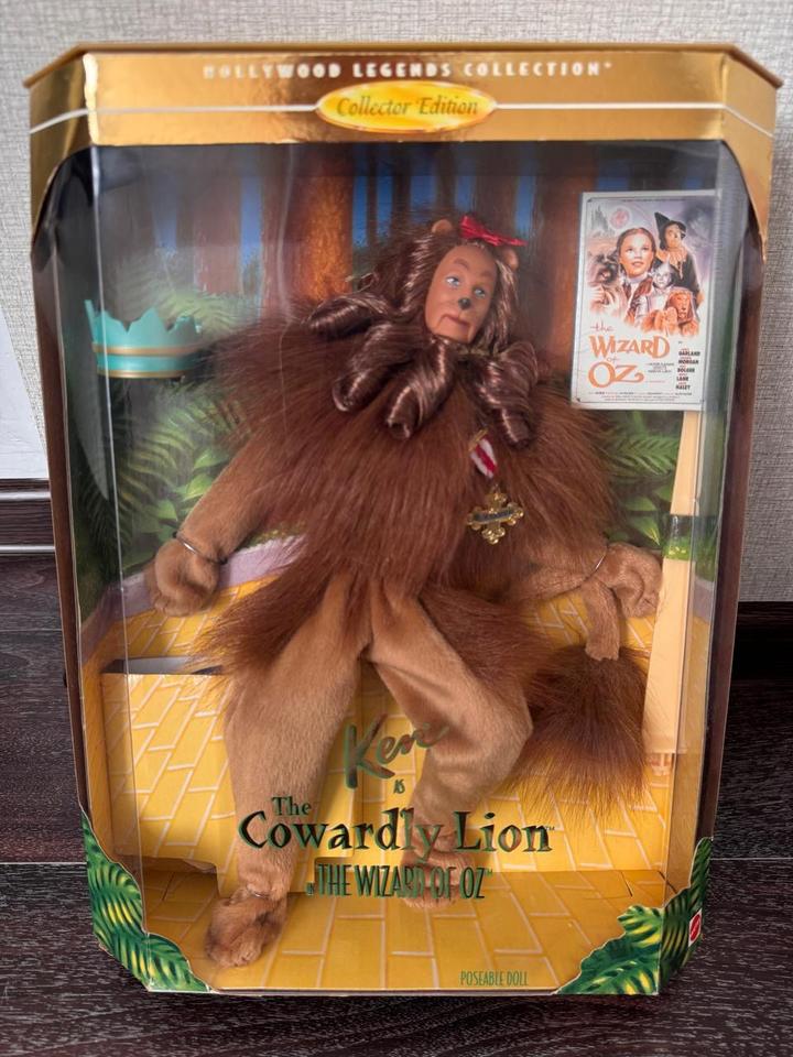Barbie Коллекционная кукла Ken в образе льва из фильма The Wizard of Oz