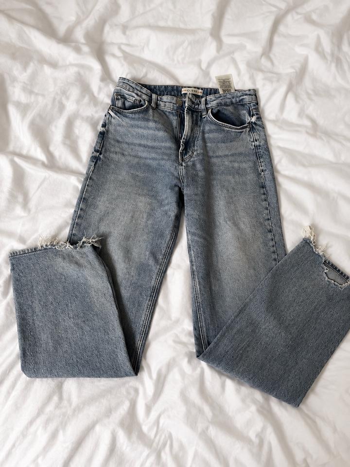 Джинсы Guess