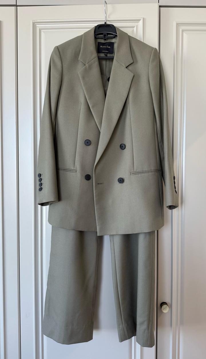 Костюм Massimo Dutti