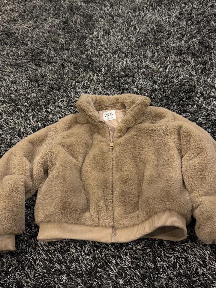 Подростковая теплая кофта BERSHKA