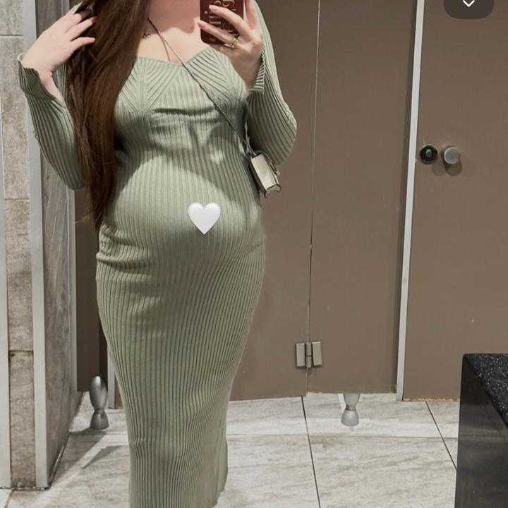 Трикотажное платье Bershka в рубчик