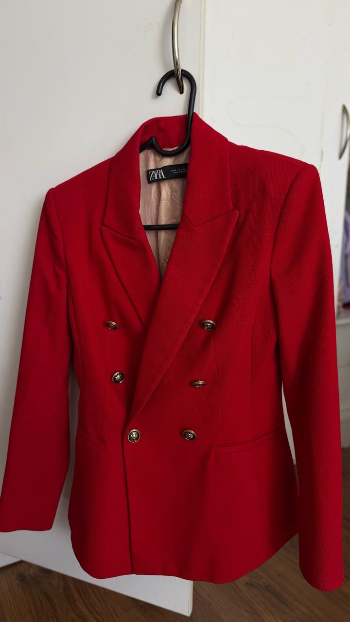 Двубортный пиджак ZARA