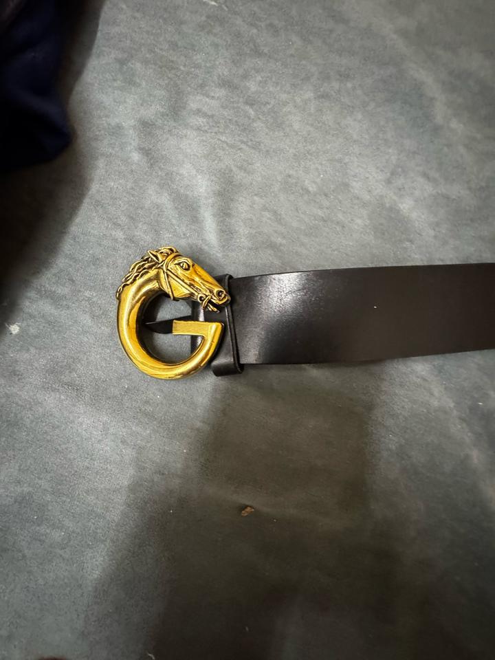 Женский кожаный ремень Gucci