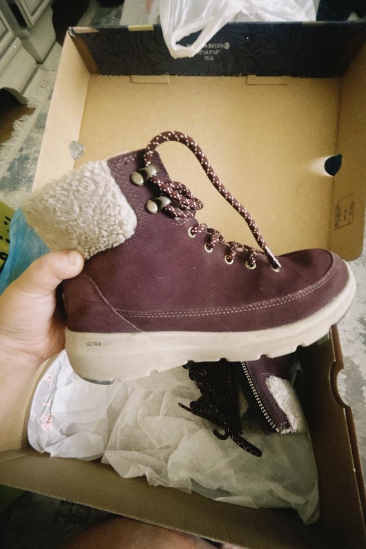 Skechers