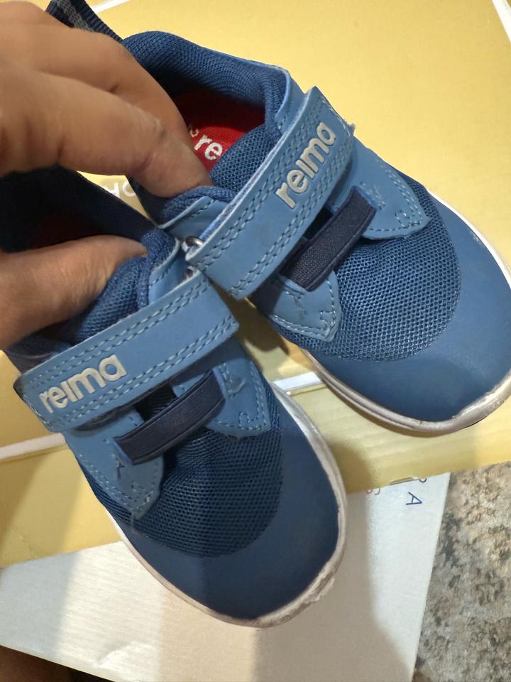 Кроссовки reima