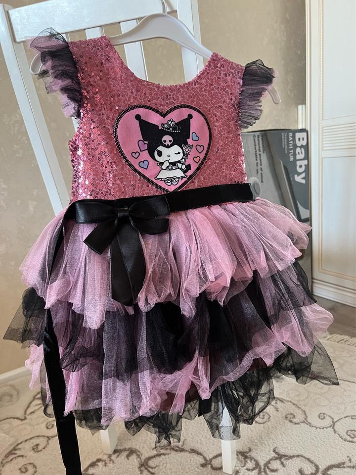 Sanrio Пышное платье с пайетками и Куроми