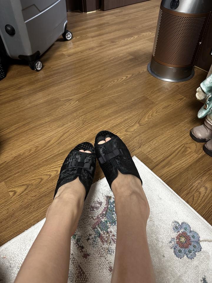 Charles & Keith Charles n Keith 38