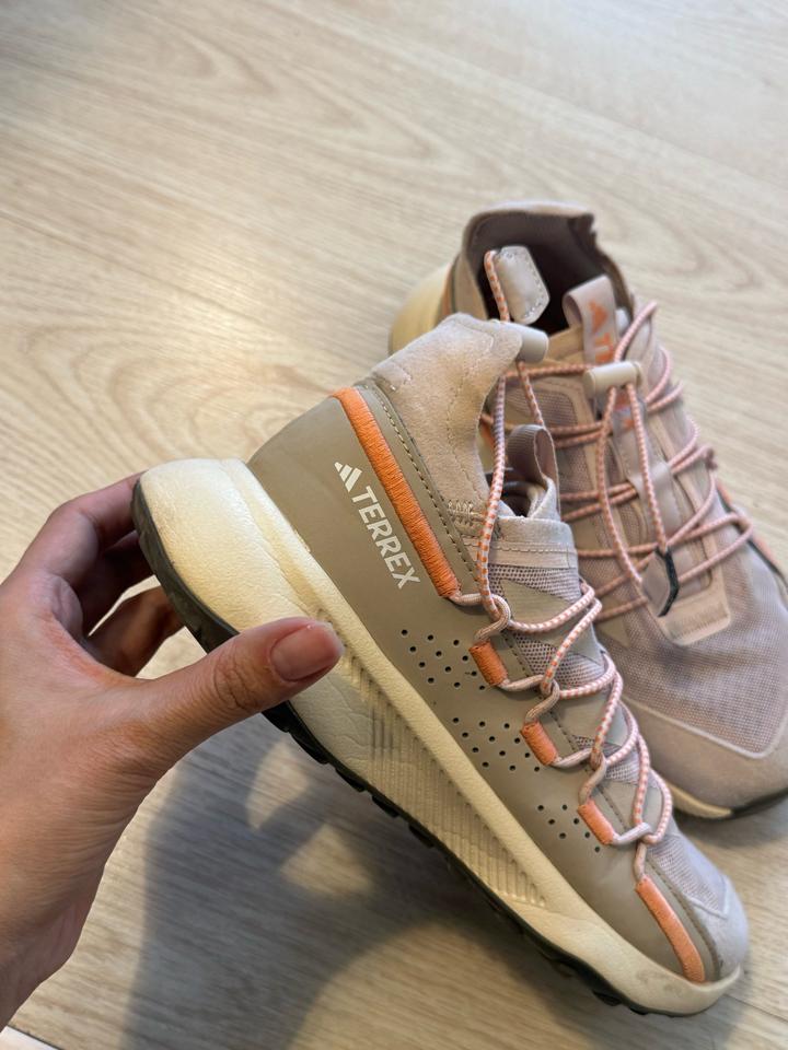 Кроссовки adidas Terrex