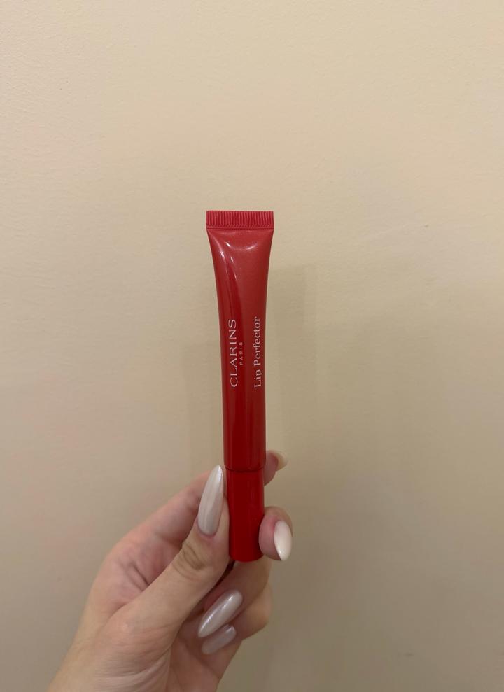 Clarins