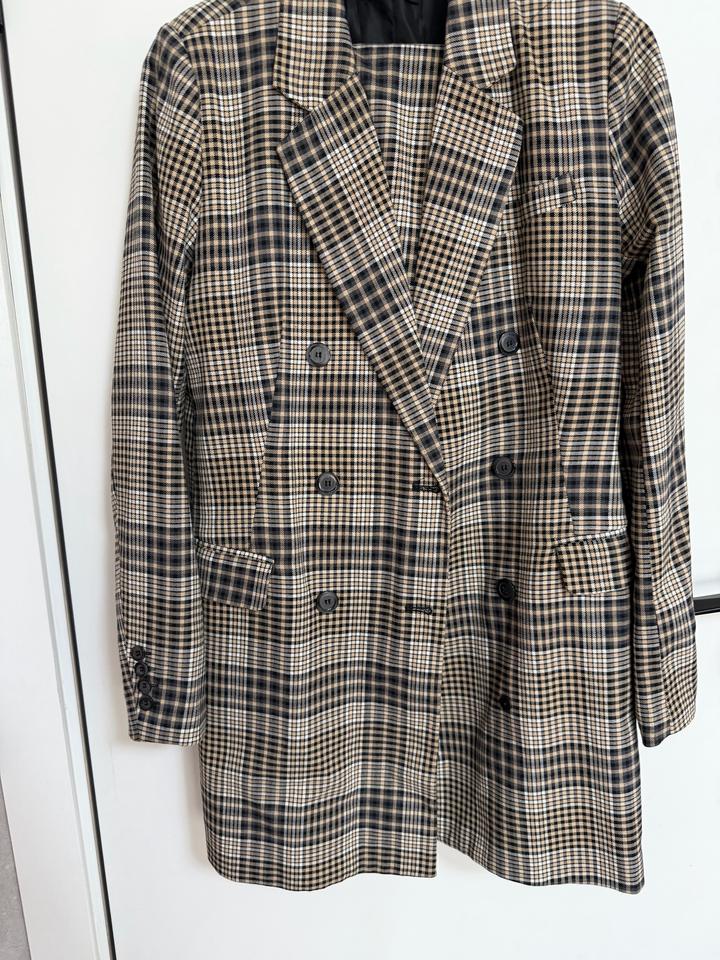 Нет бренда